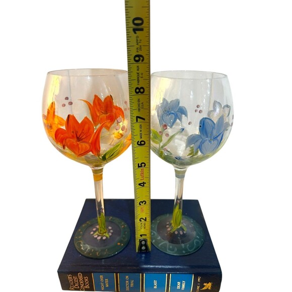 Vtg Hand Painted Coordinating Floral Wine Glasses Goblets Set Of 2 - Picture 7 of 8